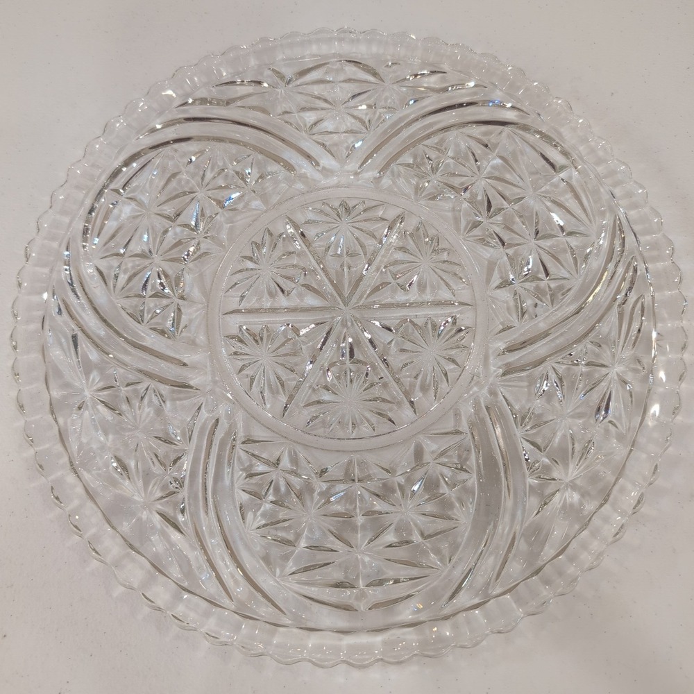 VTG Cut Glass Starburst Pattern Serving Platter Round Scalloped Edge 12.5" - Picture 1 of 8